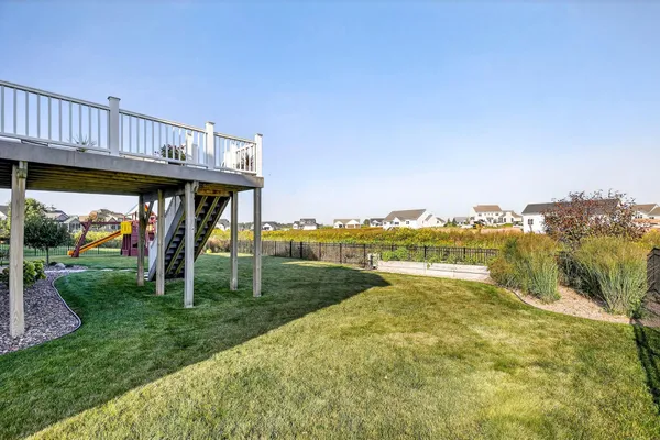 $869,900 | 5667 North Summerland Drive, Appleton, WI 54913