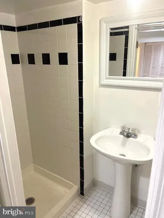 $3,950 | 4909 Illinois Avenue Northwest, Washington, DC 20011