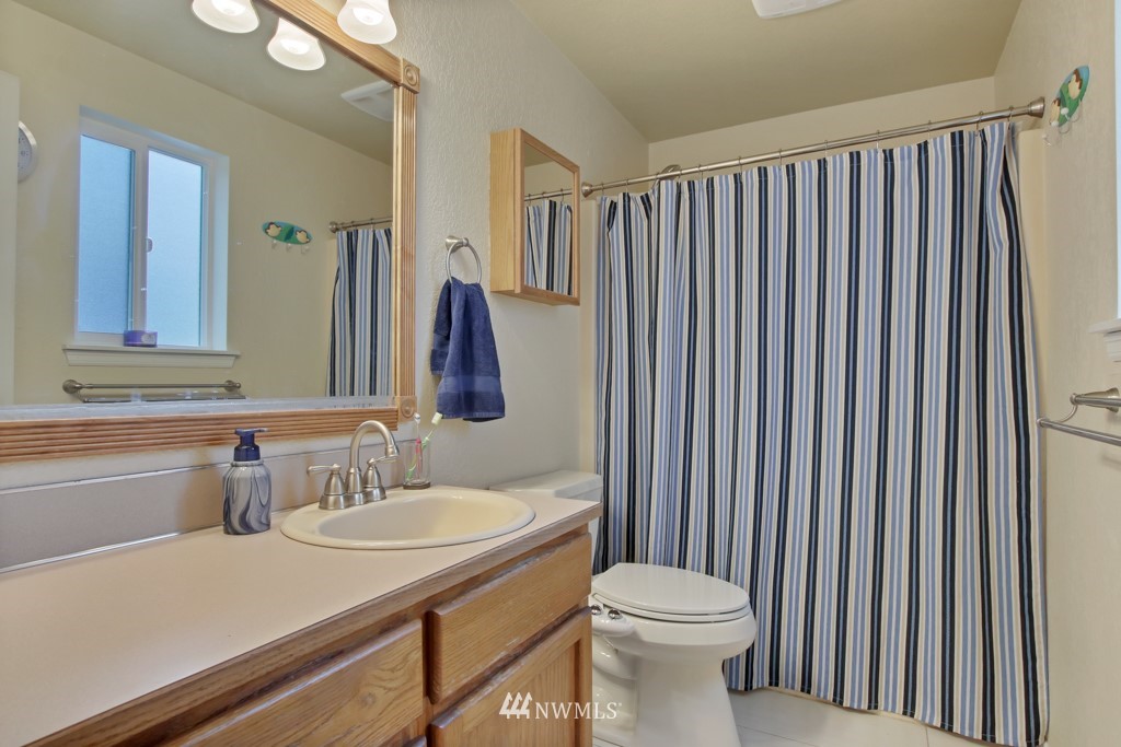 1622 Diamond Road Southeast Lacey, WA 98503 - Photo 13 of 16 Gallery Image 13