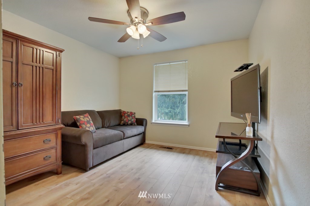 1622 Diamond Road Southeast Lacey, WA 98503 - Photo 9 of 16 Gallery Image 9