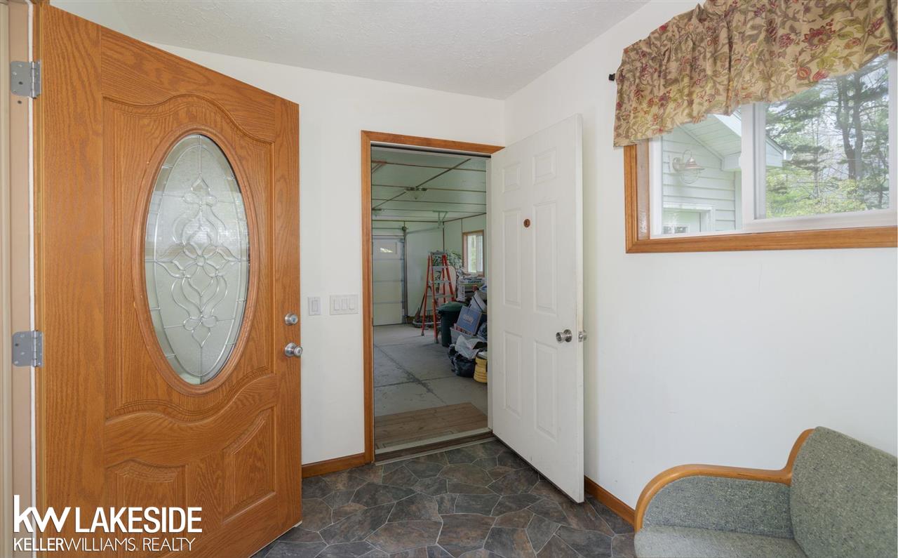 4735 Lakeshore Road Lexington, MI 48450 - Photo 25 of 75