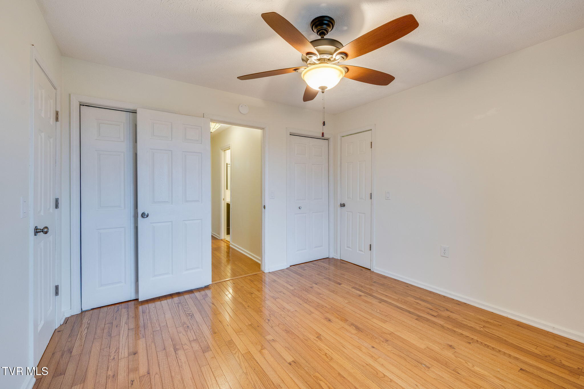 355 Huckleberry Road Bluff City, TN 37618 - Photo 35 of 50 036