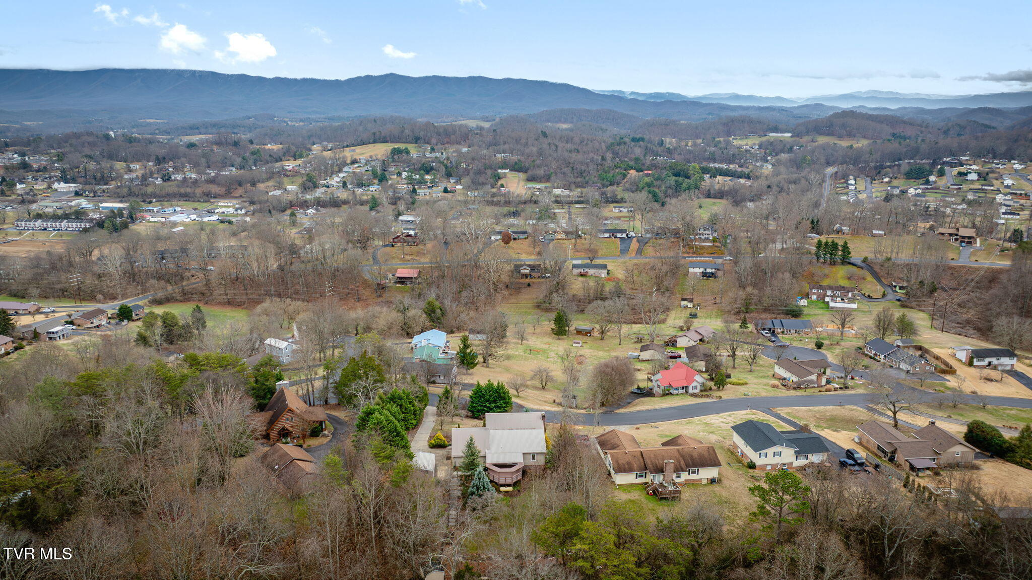 355 Huckleberry Road Bluff City, TN 37618 - Photo 47 of 50 105