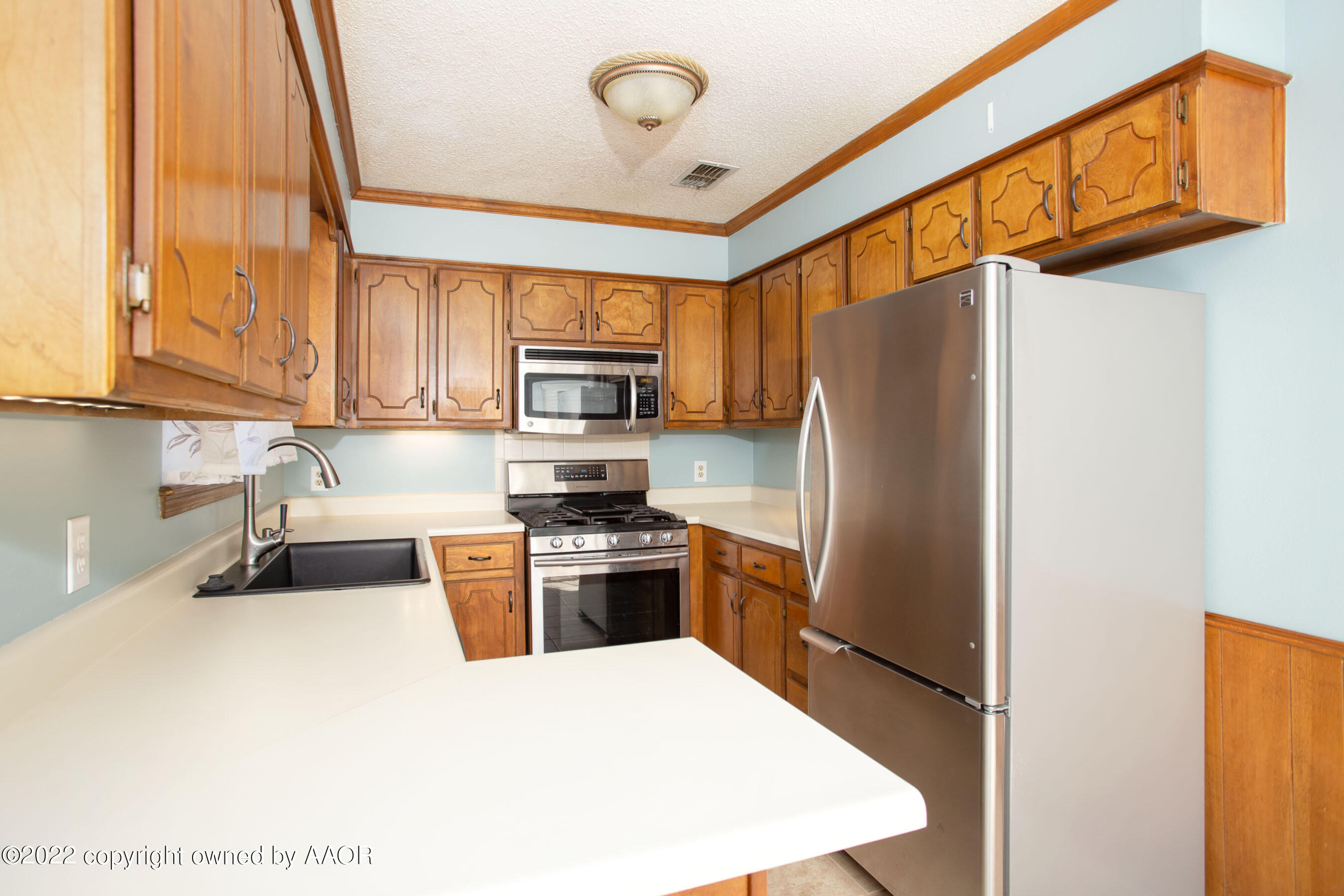 5721 South Milam Street Amarillo, TX 79110 - Photo 14 of 24 Kitchen