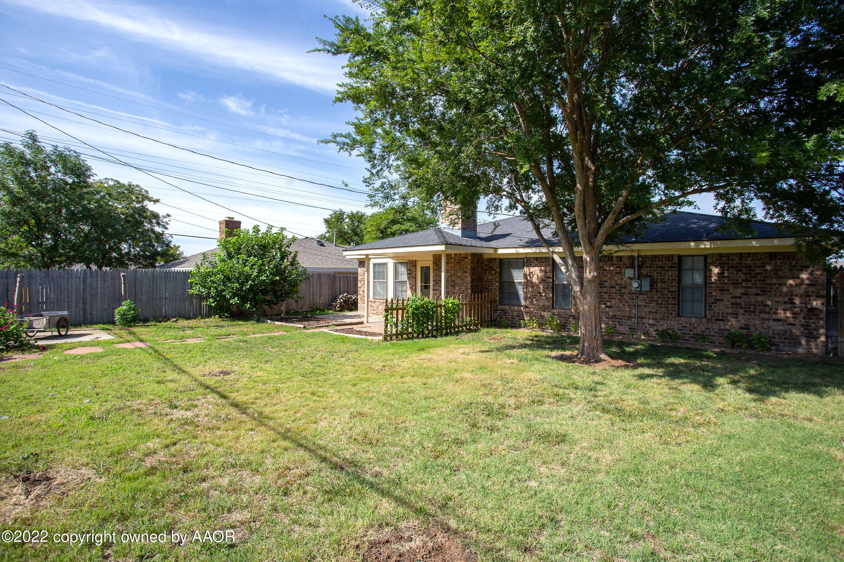 5721 South Milam Street Amarillo, TX 79110 - Photo 22 of 24 backyard view 2