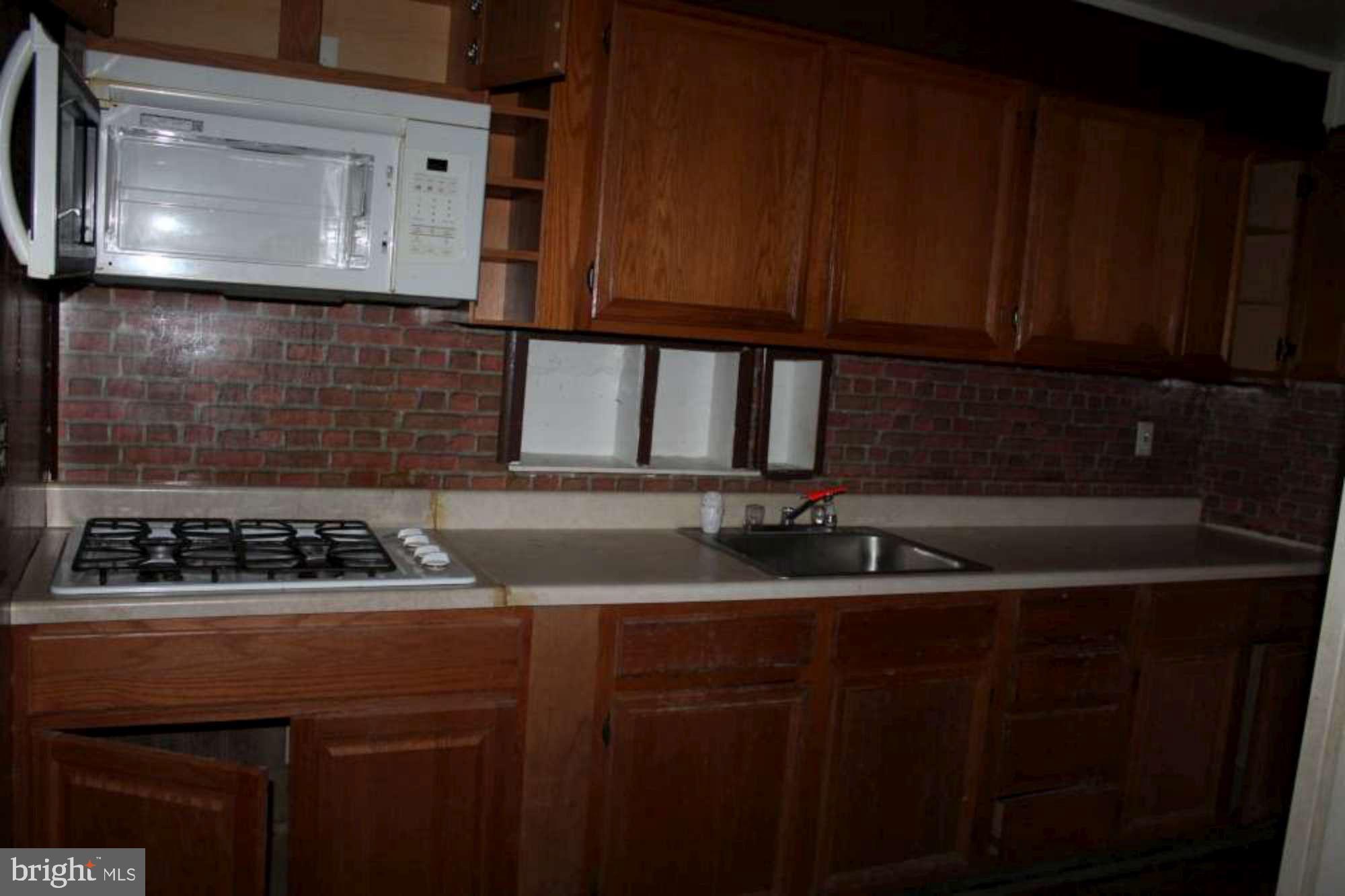 176 Lemmon Avenue Pemberton, NJ 08068 - Photo 14 of 23 Kitchen