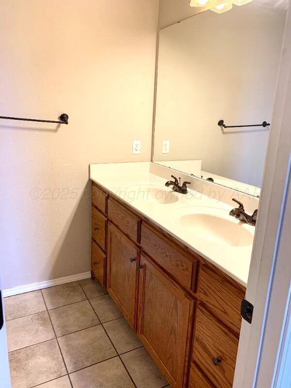 6902 Explorer Trail Amarillo, TX 79118 - Photo 10 of 18 master bath
