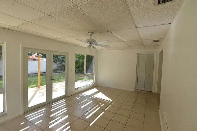 $2,500 | 2260 Northeast 5th Avenue, Boca Raton, FL 33431