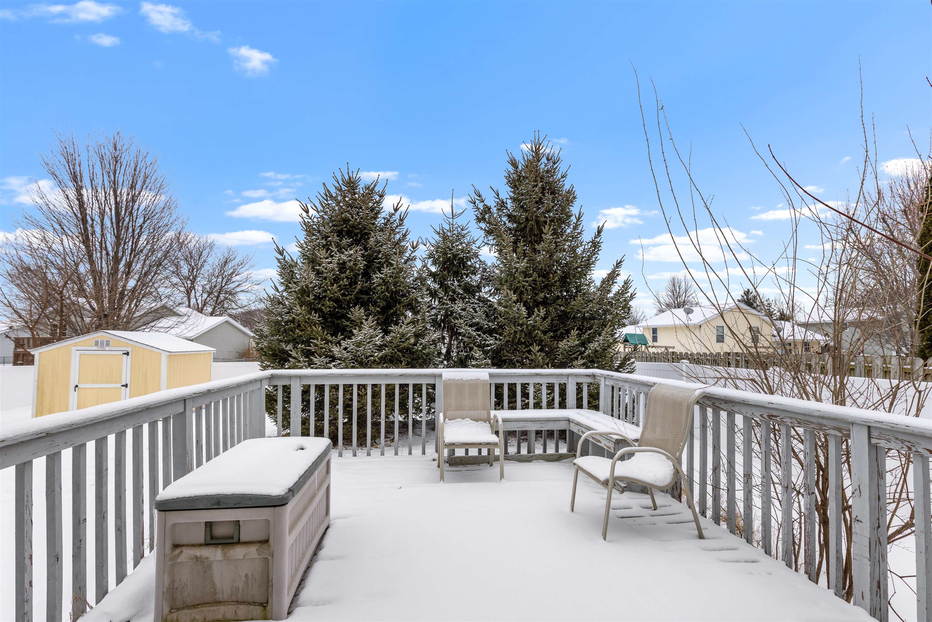 4193 Old Gate Road Rockford, IL 61109 - Photo 13 of 18 a view of a chair and tables in the balcony