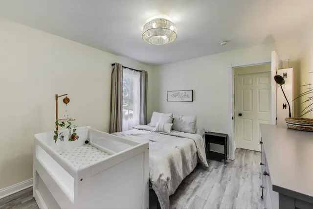 $340,000 | 110 Cedar Circle, Streamwood, IL 60107