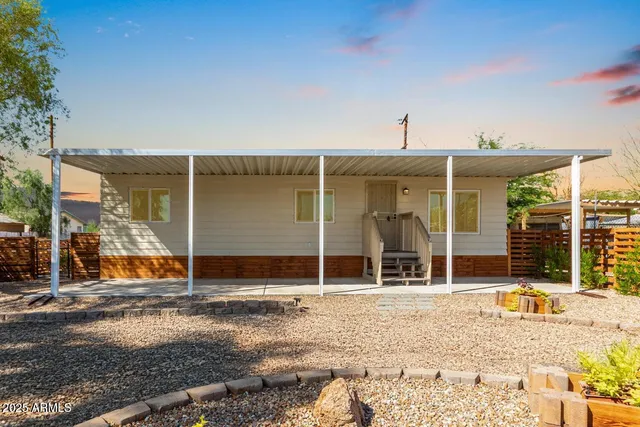 a house view with a outdoor space