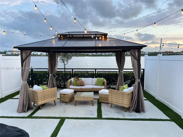 $530,000 | 3328 West 114th Terrace, Unit 3328, Hialeah, FL 33018