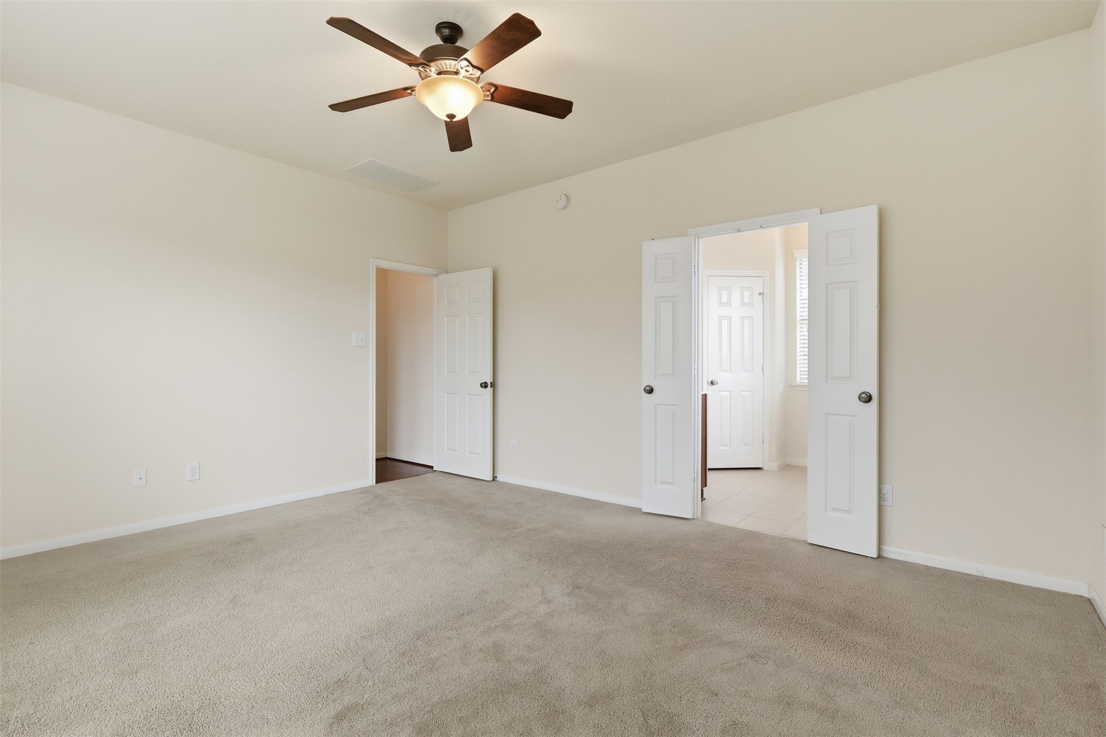 1911 Vale Brook Drive Spring, TX 77373 - Photo 13 of 27 The private primary bathroom offers a functional layout designed for everyday comfort.