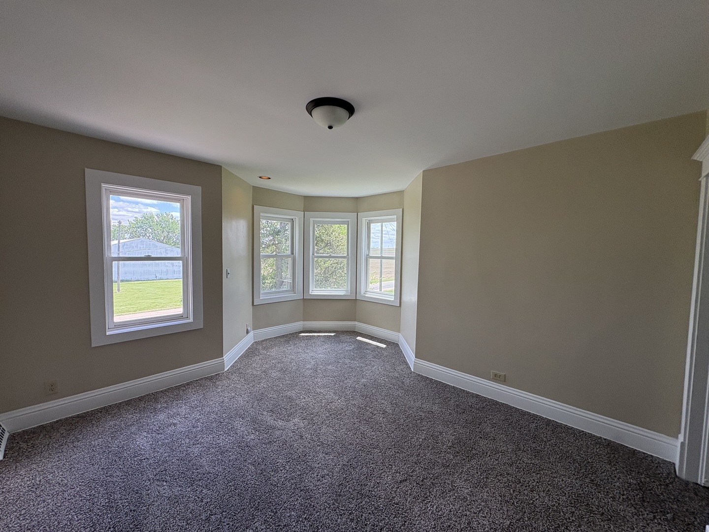 1741 Paw Paw Road Steward, IL 60553 - Photo 13 of 26