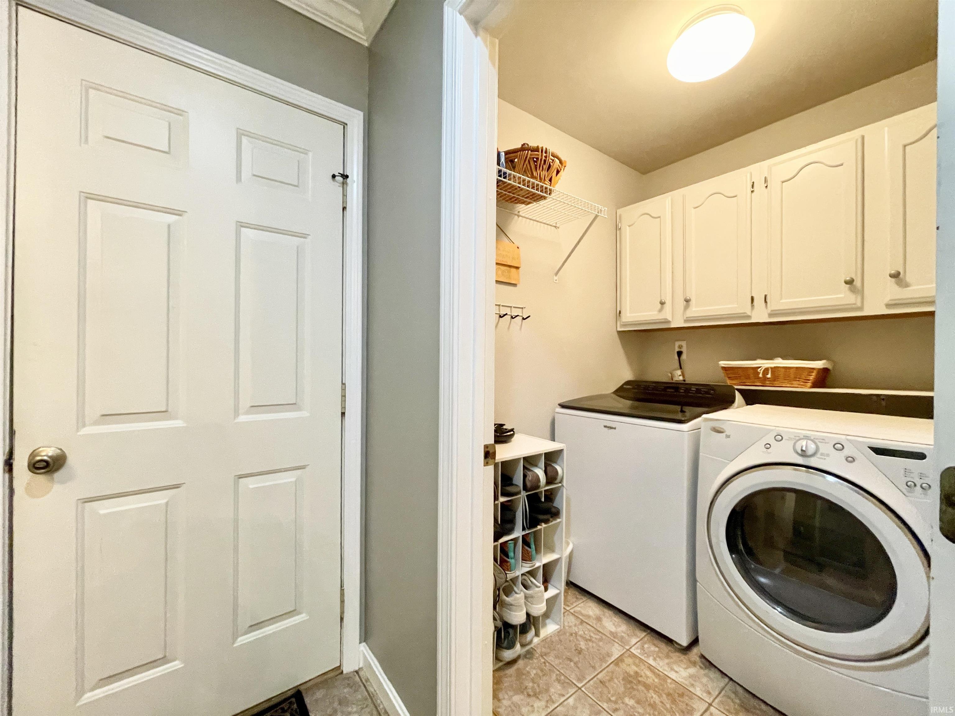 8699 Frontier Drive Newburgh, IN 47630 - Photo 10 of 36