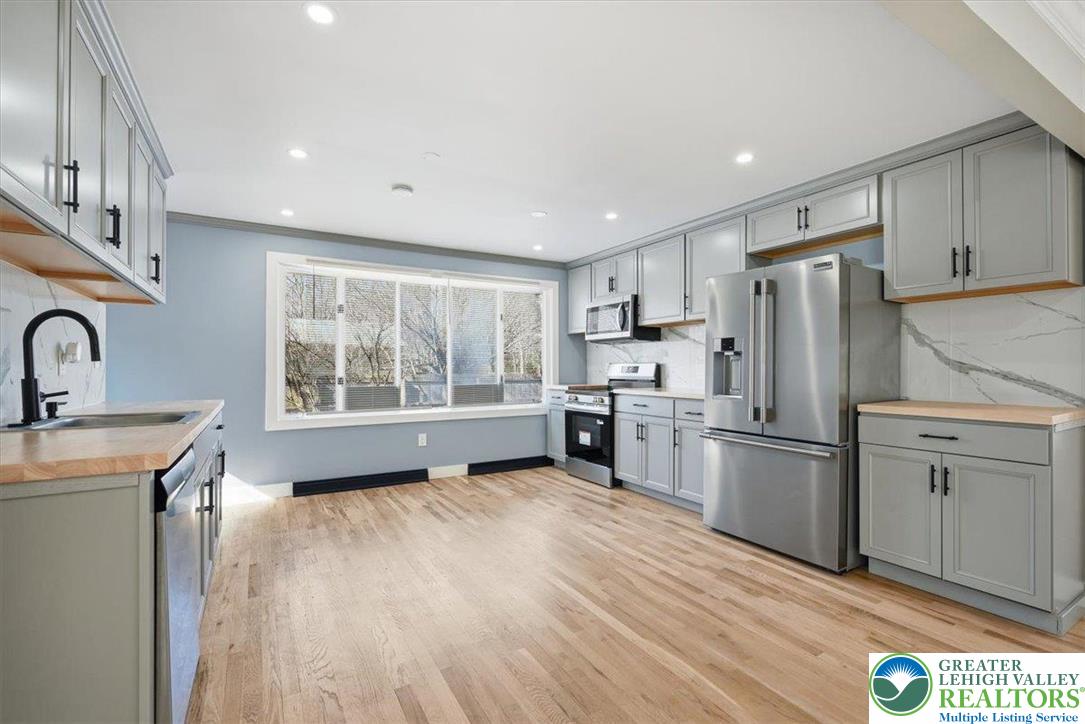 108 Sharbaugh Road Tobyhanna, PA 18466 - Photo 20 of 63