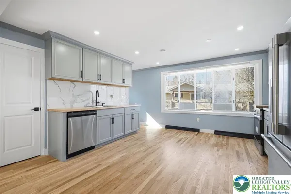 $359,900 | 108 Sharbaugh Road, Tobyhanna, PA 18466