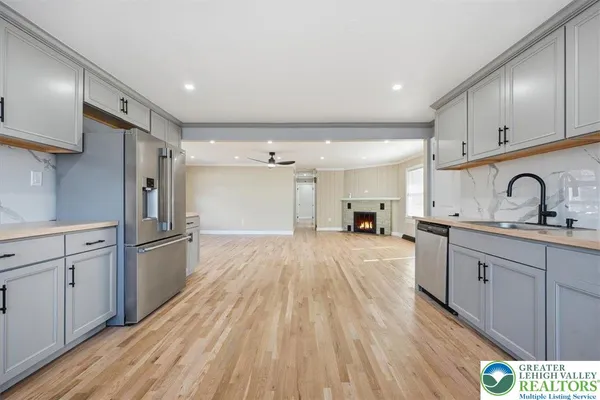$359,900 | 108 Sharbaugh Road, Tobyhanna, PA 18466