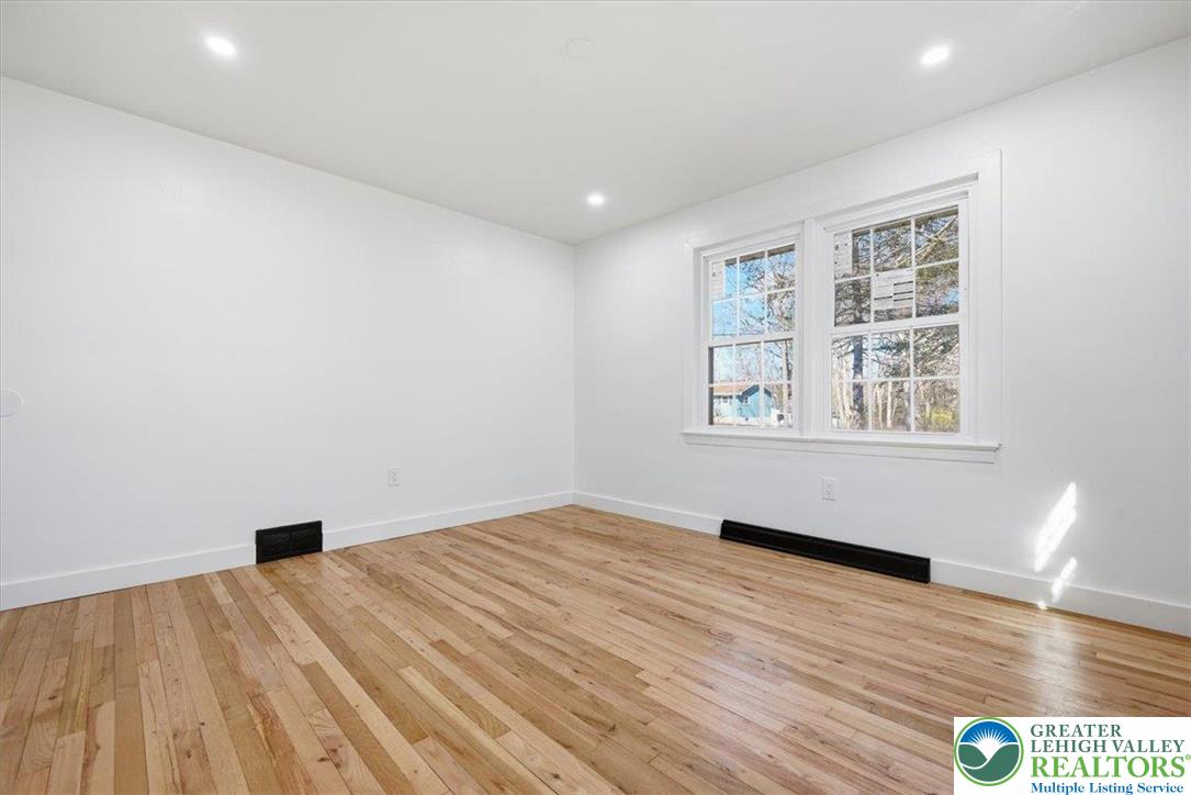 108 Sharbaugh Road Tobyhanna, PA 18466 - Photo 30 of 63