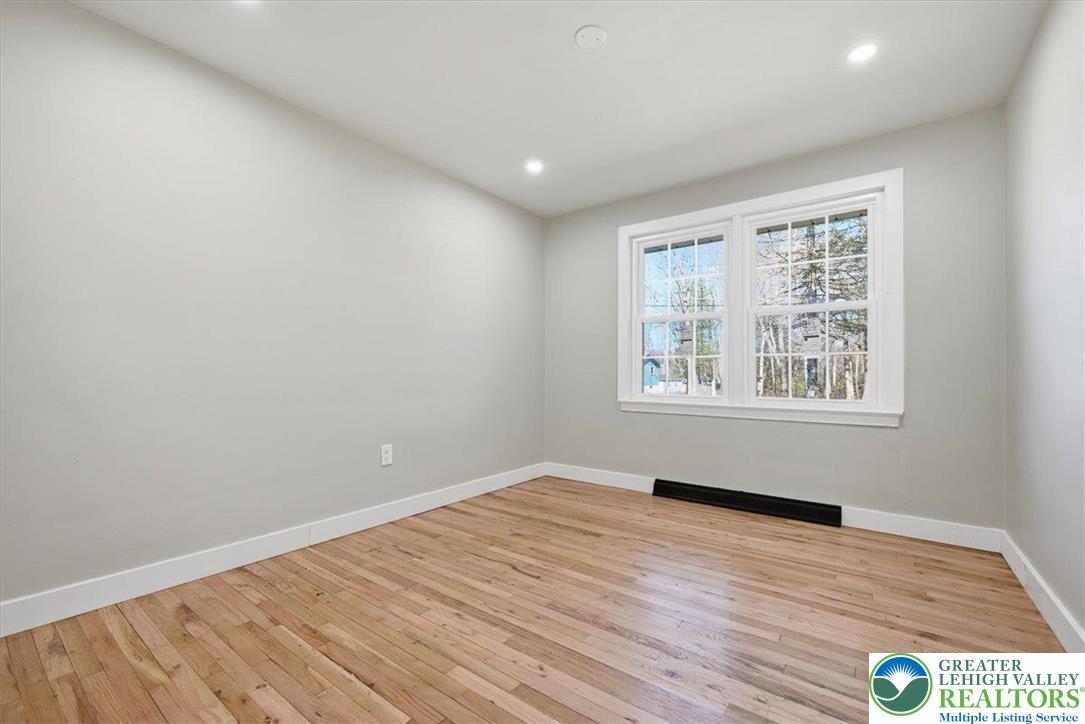 108 Sharbaugh Road Tobyhanna, PA 18466 - Photo 35 of 63