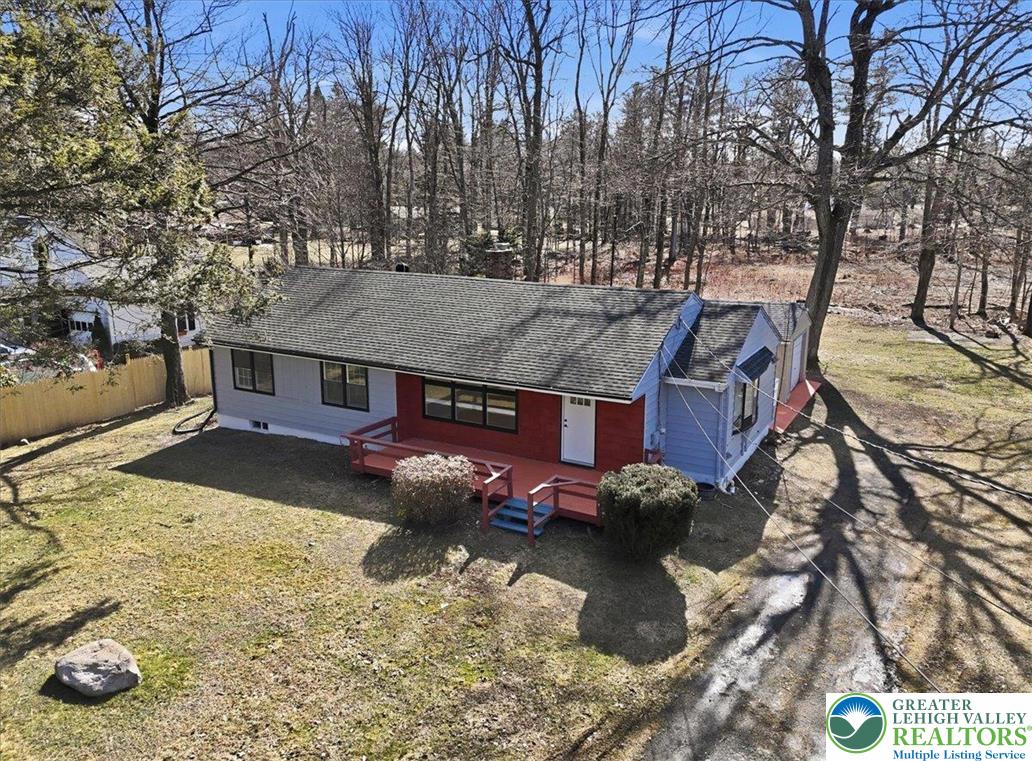 108 Sharbaugh Road Tobyhanna, PA 18466 - Photo 5 of 63