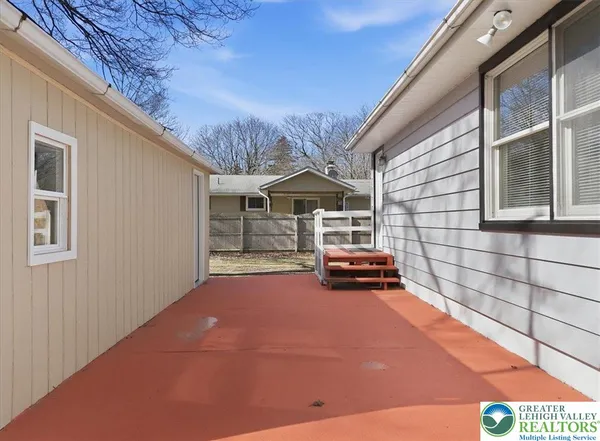 $359,900 | 108 Sharbaugh Road, Tobyhanna, PA 18466