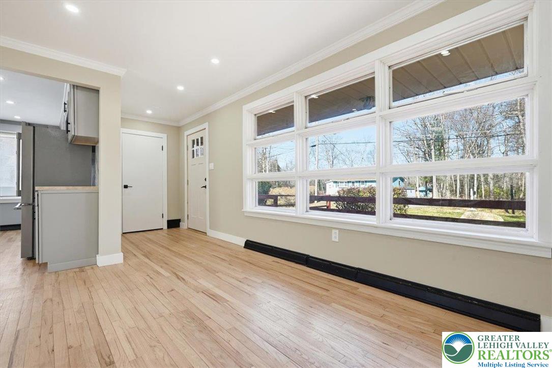 108 Sharbaugh Road Tobyhanna, PA 18466 - Photo 10 of 63