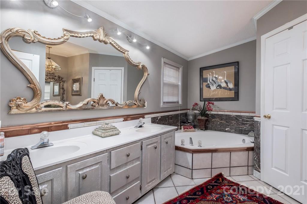 2552 Whites Road Fort Mill, SC 29715 - Photo 35 of 42 Gallery Image 35