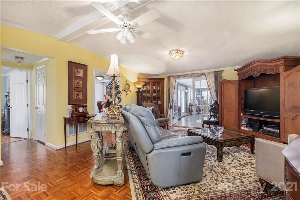 2552 Whites Road Fort Mill, SC 29715 - Photo 10 of 42 Gallery Image 10