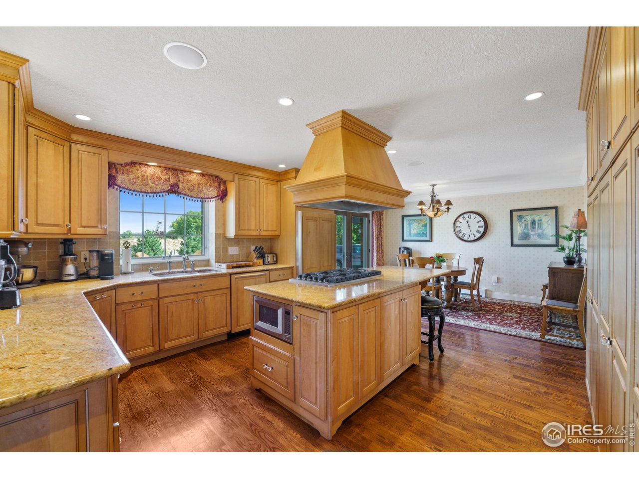 12 Dos Rios Greeley, CO 80634 - Photo 12 of 40 Kitchen