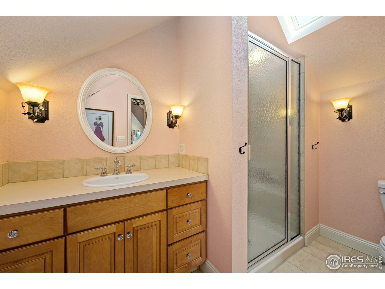12 Dos Rios Greeley, CO 80634 - Photo 34 of 40 Bathroom - Second Floor