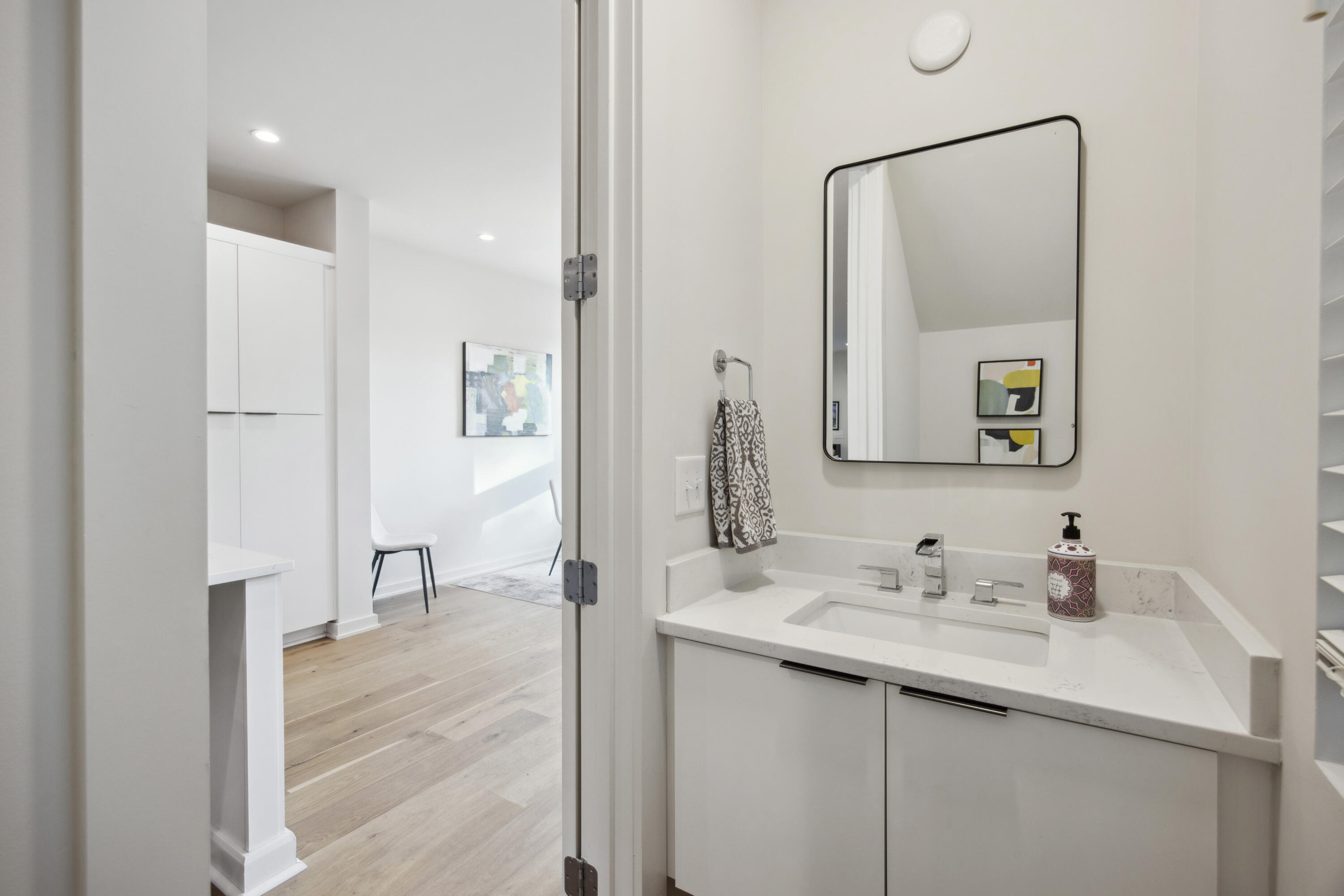 14 F Street, Unit B Charleston, SC 29403 - Photo 7 of 44 243A3297