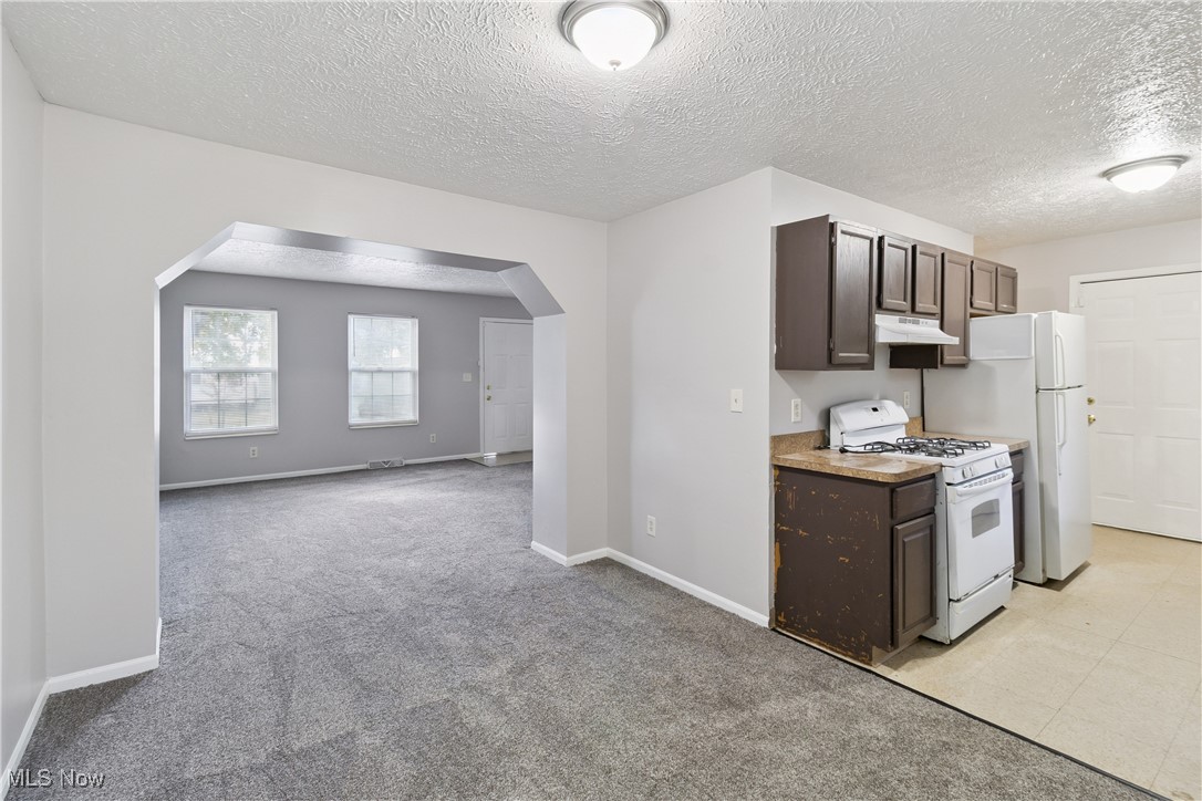 937 Ansel Road Cleveland, OH 44103 - Photo 9 of 29