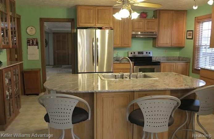 310 East Allen Road Howell, MI 48855 - Photo 5 of 26