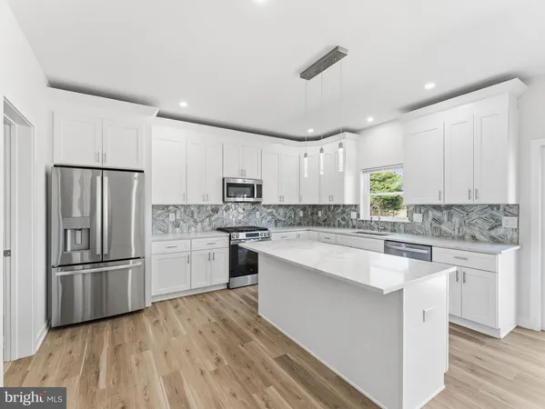 $850,000 | 401 Old Forks Road, Hammonton, NJ 08037