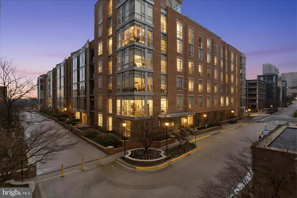 $440,000 | 12025 New Dominion Parkway, Unit 505, Reston, VA 20190