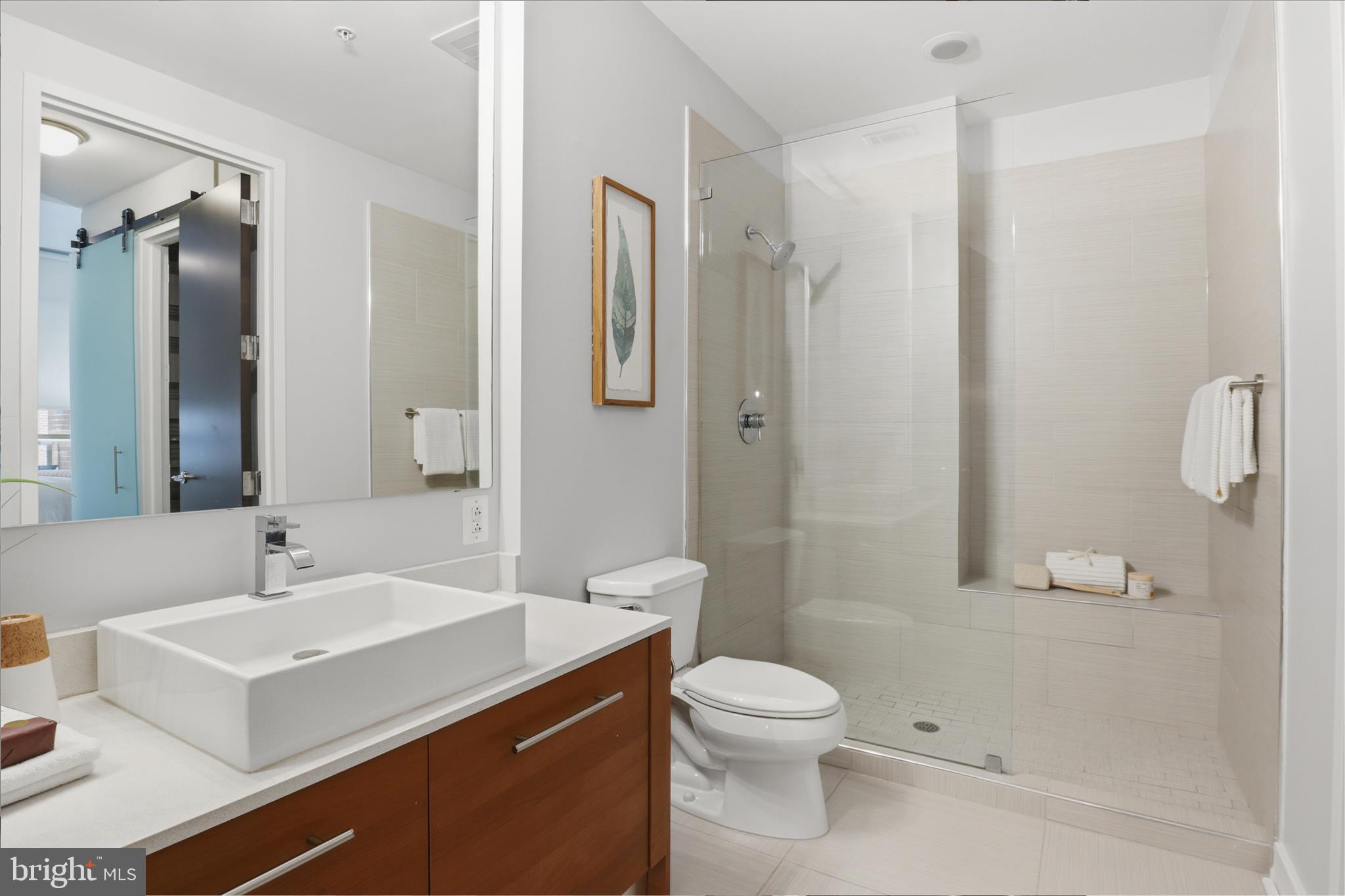 12025 New Dominion Parkway, Unit 505 Reston, VA 20190 - Photo 19 of 25 Large, spa like bath