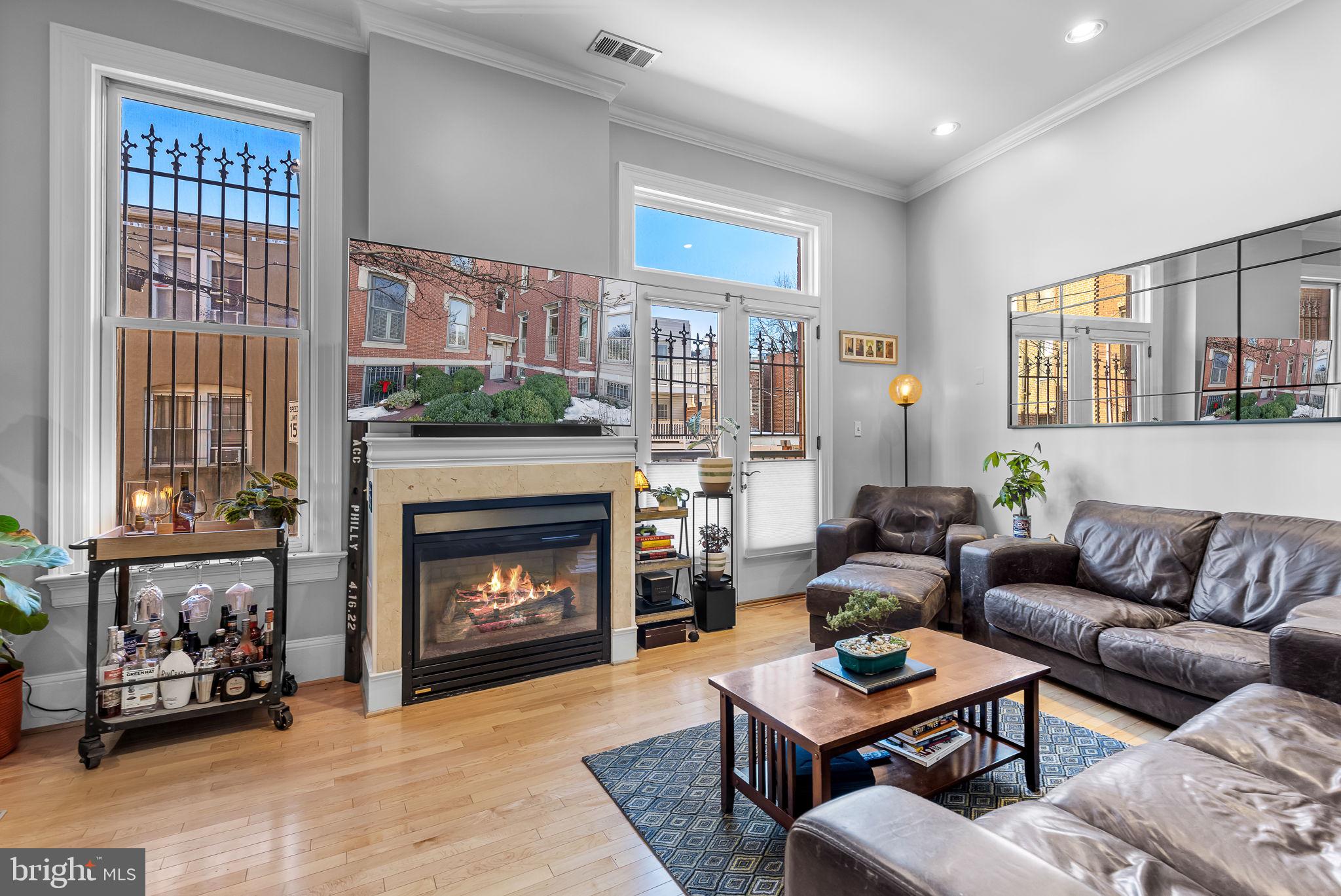 20 Logan Circle Northwest, Unit 12 Washington, DC 20005 - Photo 3 of 30 Floor to Ceiling Windows