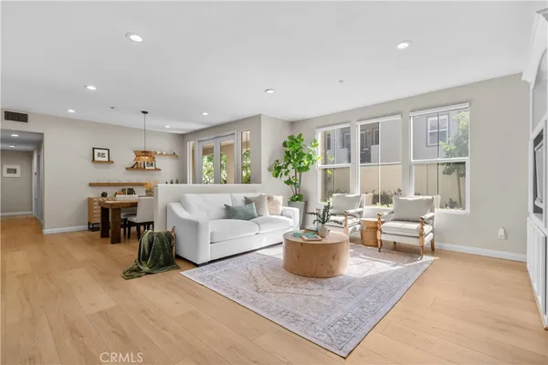 $1,275,000 | 147 Lockford, Irvine, CA 92602