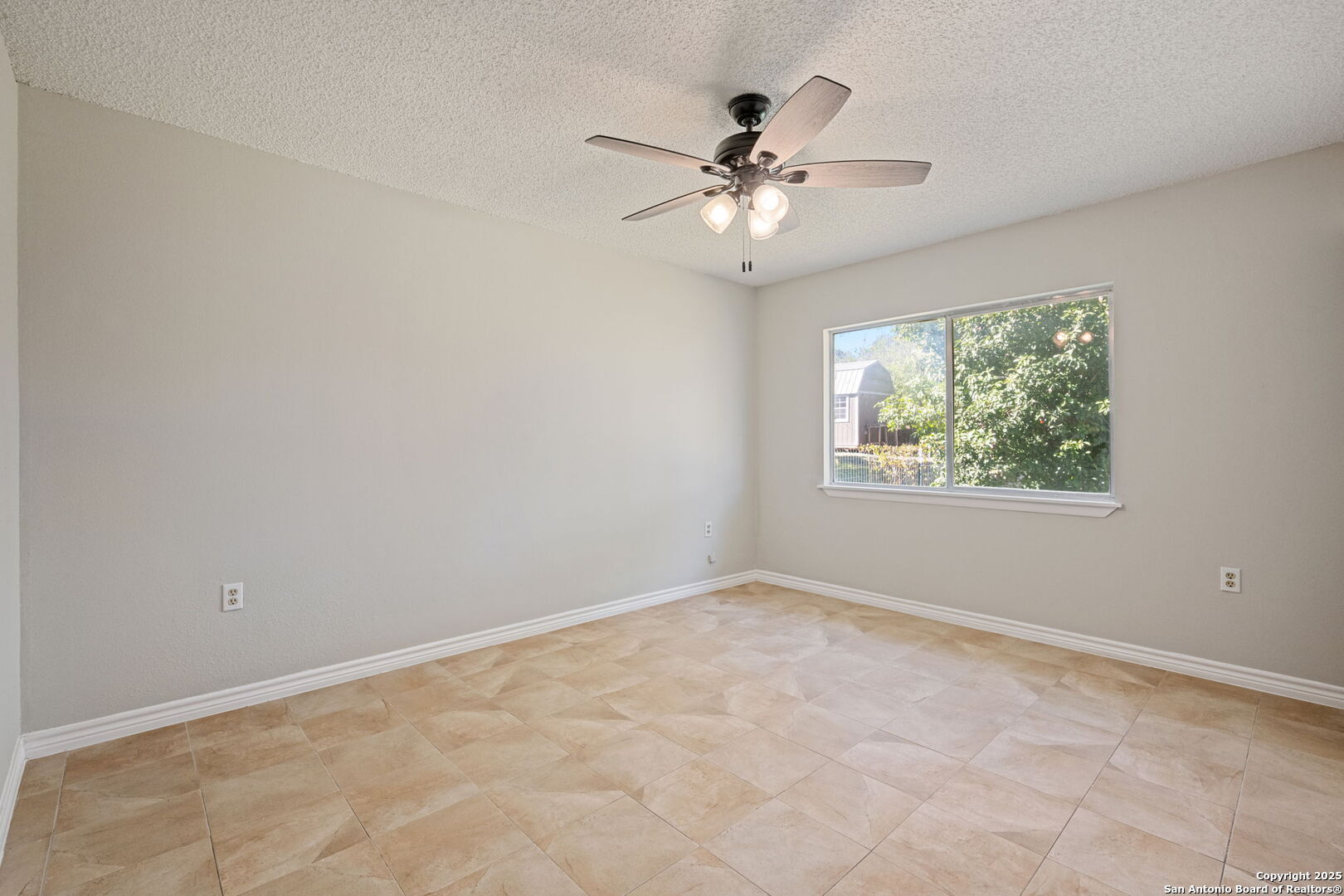 8423 Clear Meadow Converse, TX 78109 - Photo 17 of 27 a view of an empty room with a window