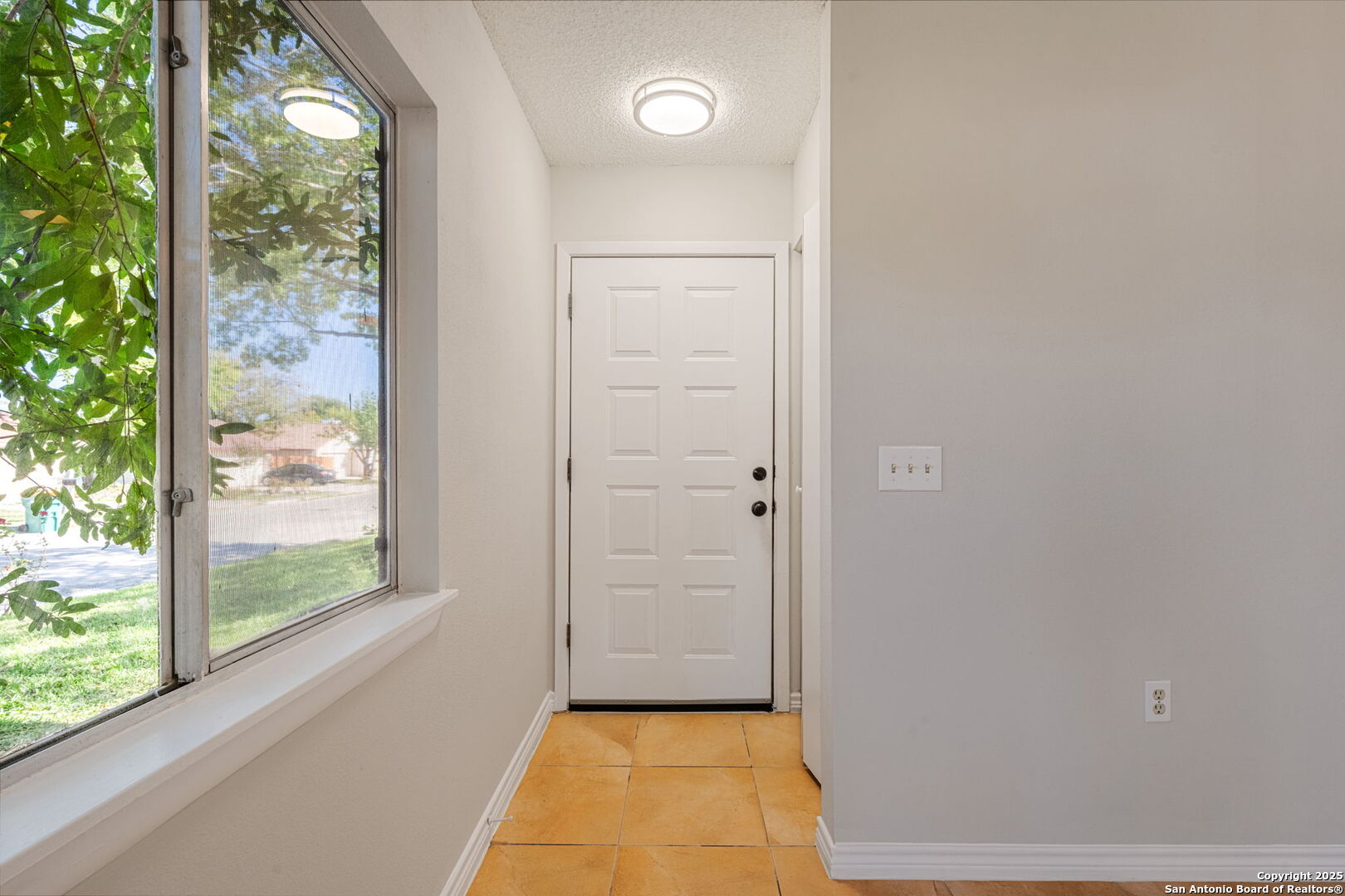 8423 Clear Meadow Converse, TX 78109 - Photo 5 of 27