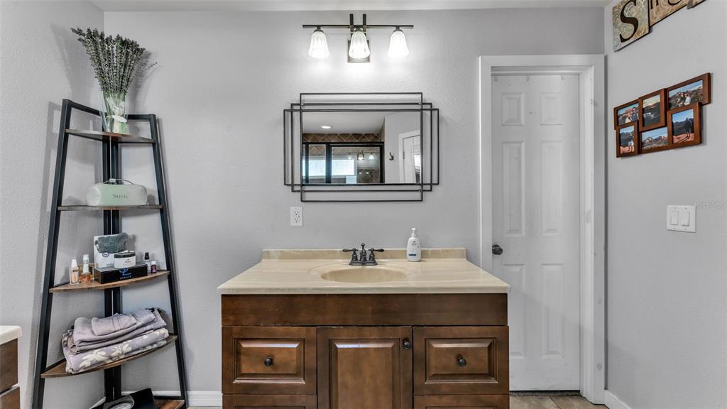 6727 Nells Way Lakeland, FL 33813 - Photo 34 of 62