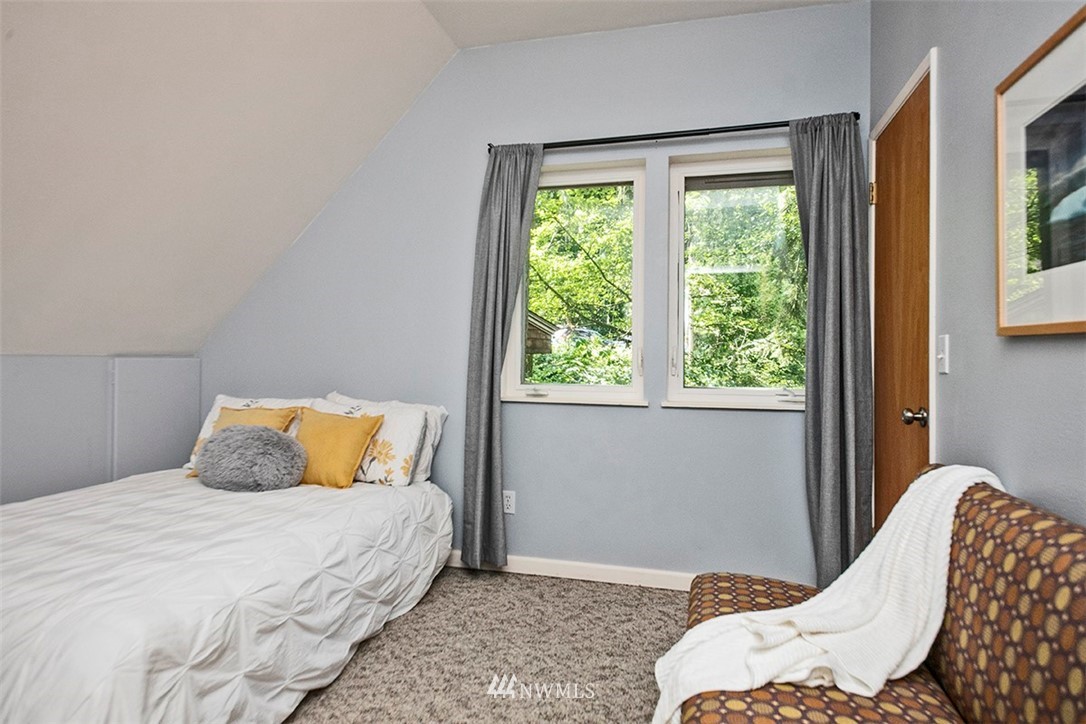 7921 Decatur Avenue Clinton, WA 98236 - Photo 21 of 38 Gallery Image 21