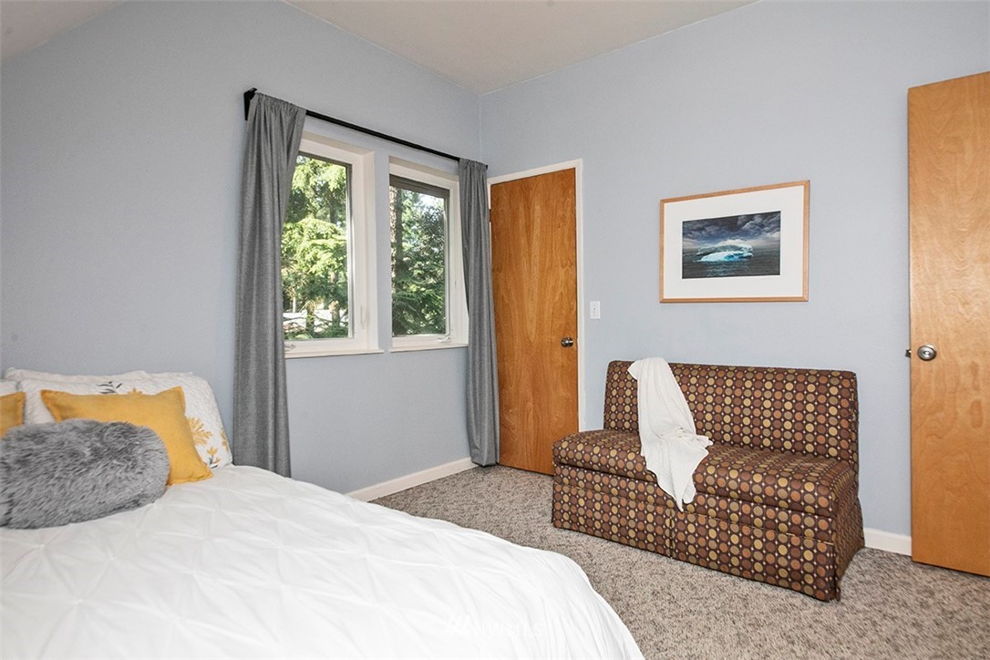 7921 Decatur Avenue Clinton, WA 98236 - Photo 22 of 38 Gallery Image 22