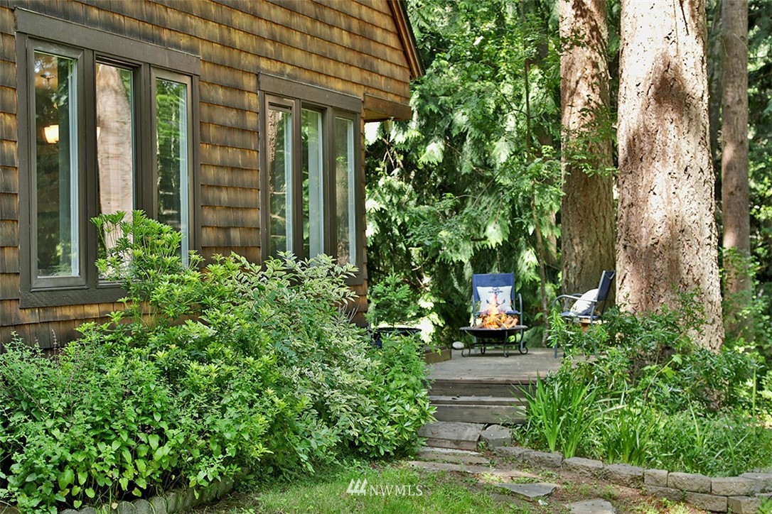 7921 Decatur Avenue Clinton, WA 98236 - Photo 27 of 38 Gallery Image 27