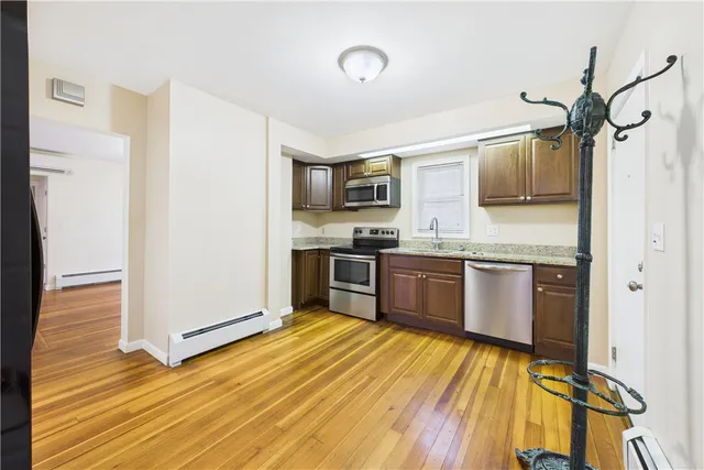 $749,900 | 18 Glenwood Avenue, Cranston, RI 02910