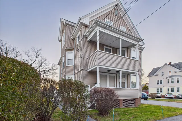 $749,900 | 18 Glenwood Avenue, Cranston, RI 02910