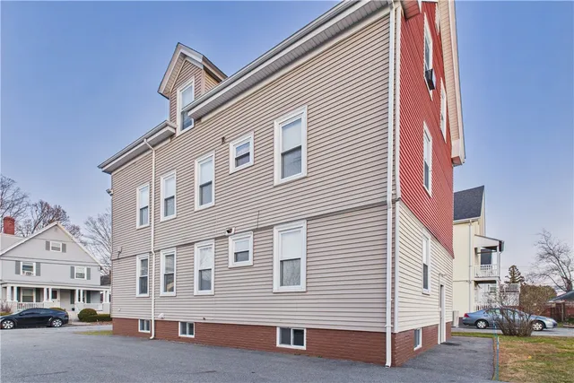 $749,900 | 18 Glenwood Avenue, Cranston, RI 02910