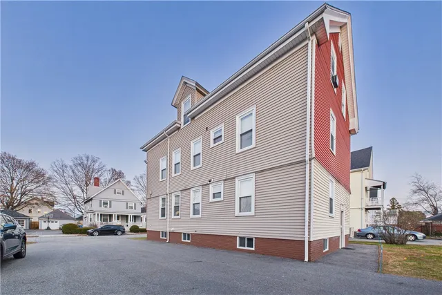 $749,900 | 18 Glenwood Avenue, Cranston, RI 02910