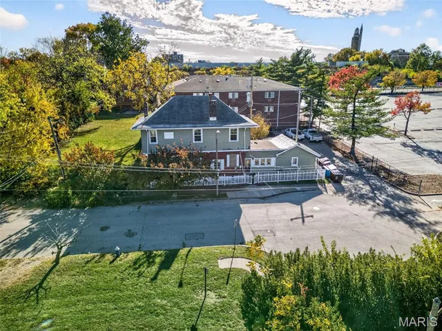 $169,900 | 3446 Henrietta Street, St. Louis, MO 63104